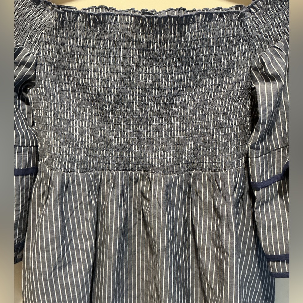 American Eagle Outfitters off-the-shoulder striped blouse. Size S. - Picture 5 of 10